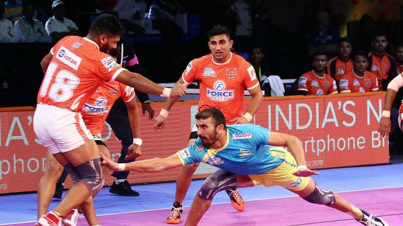 Ajay Thakur top-scored for Thalaivas against Pune